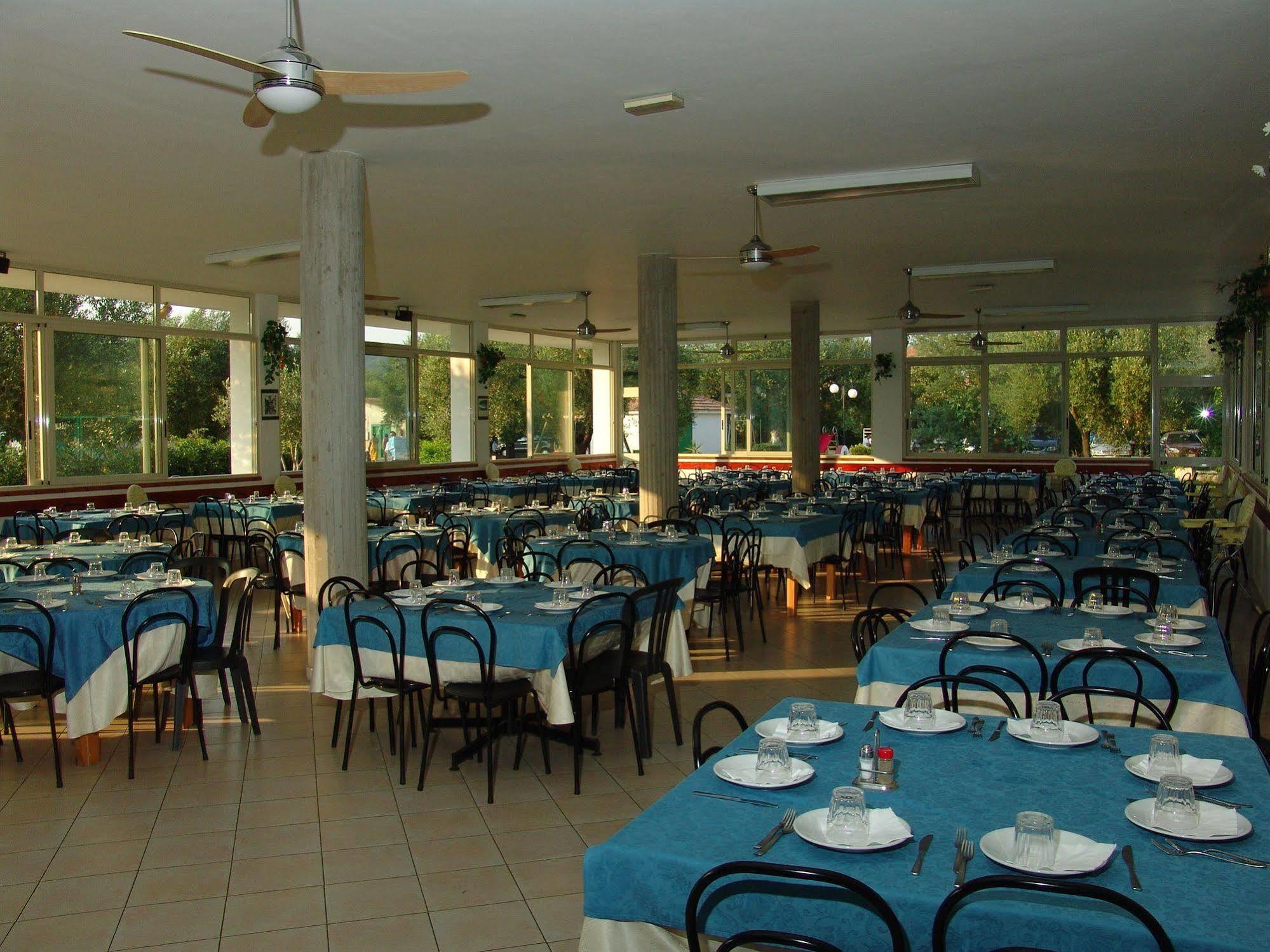 Ferienpark Villaggio Turistico Elea 3*