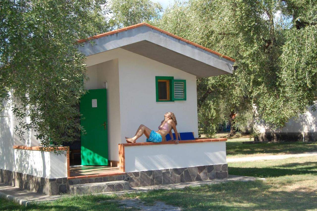 Villaggio Turistico Elea 3*