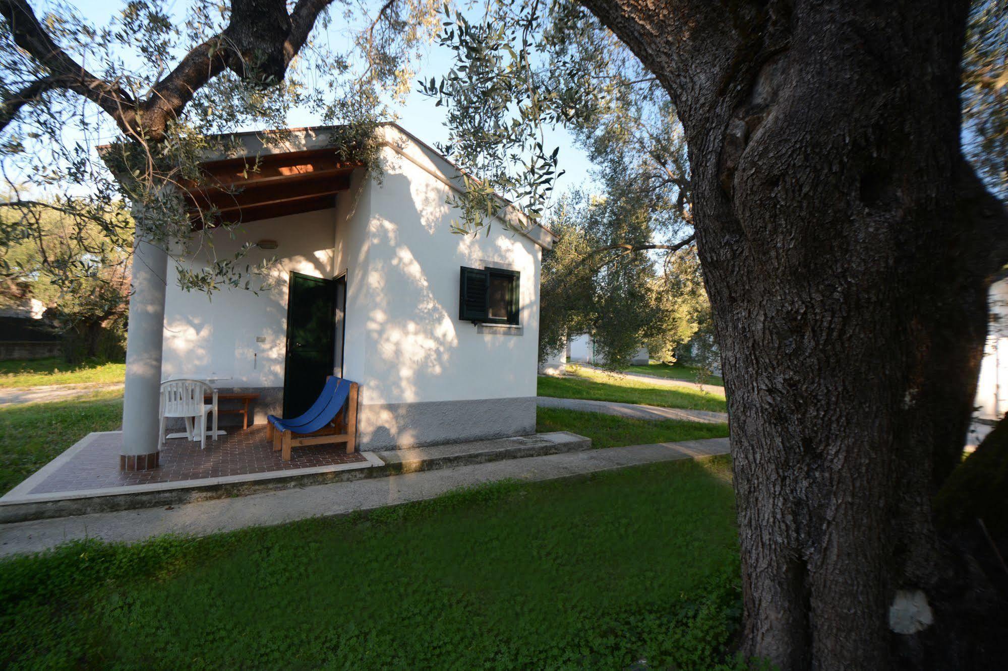 Villaggio Turistico Elea Vakantiepark 3*